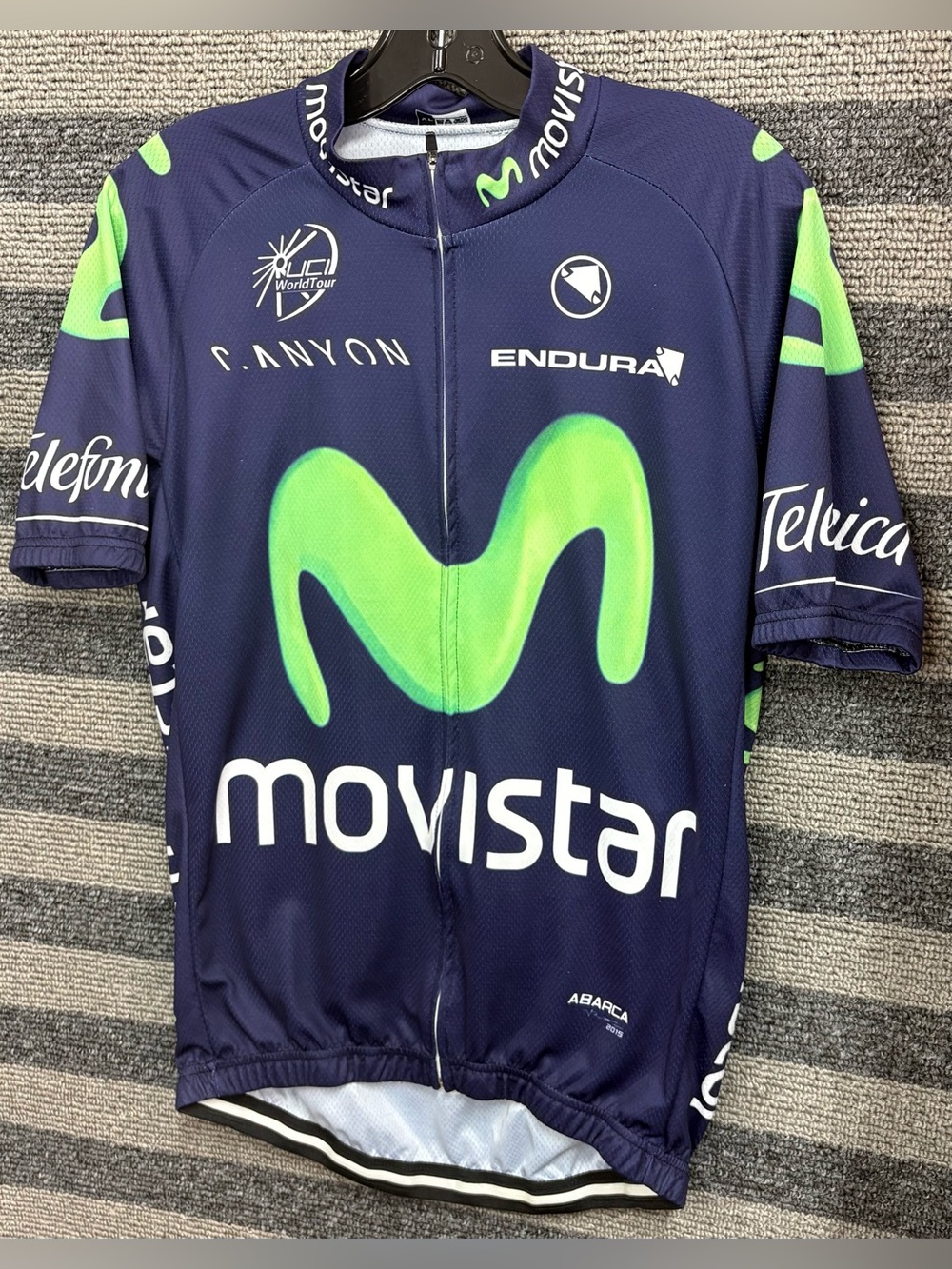 Movistar UCI World Tour Men's Pro Cycling Team Jersey XL EUC